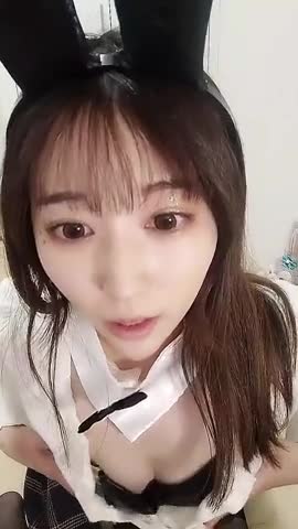 KU【初音美玲】重金邀请知名女优，粉丝圆梦之夜，22岁极品美女，诱人美穴淫水真多 new